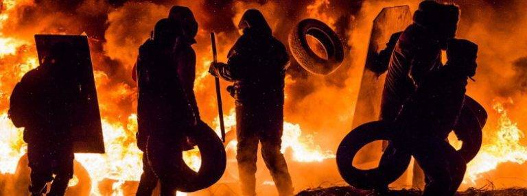 Поклонская пугнула российских чиновников запахом паленых шин