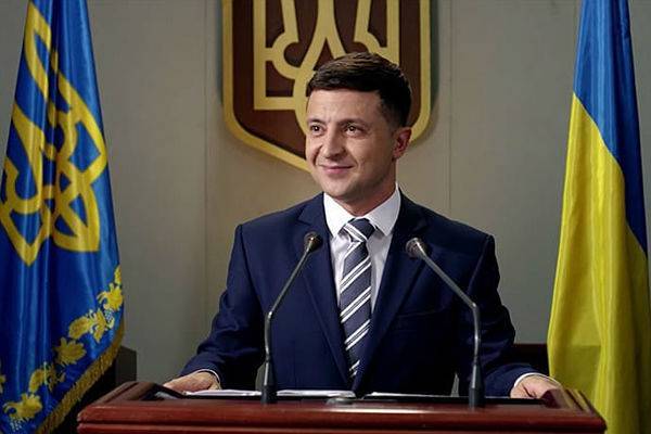 Рейтинг кандидата в президенты Украины Зеленского перевалил за 30%