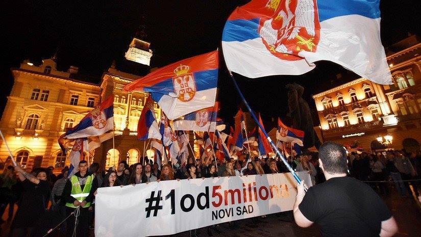 Власти Сербии нейтрализуют майданщиков – но Запад играет «в долгую»
