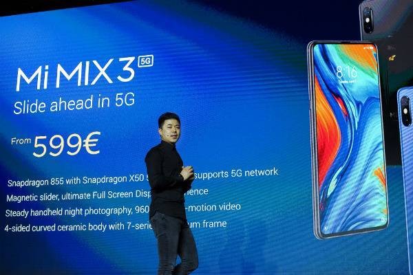 Глава Xiaomi пообещал лично встать за конвейер сборки смартфонов