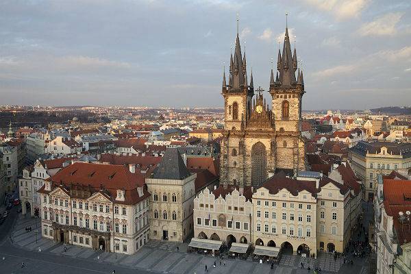 Чехия не пустила российского дипломата