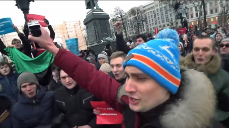 Сторонника Навального судят в Нижнем Новгороде за убийство журналиста