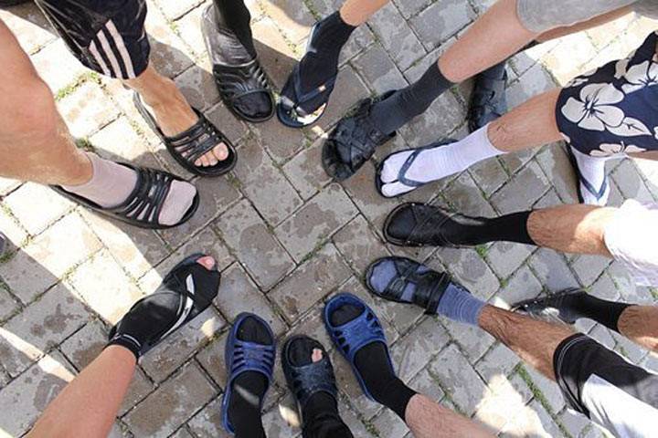 «Махровые черти в нечищеных туфлях», – очевидец об окружении Порошенко