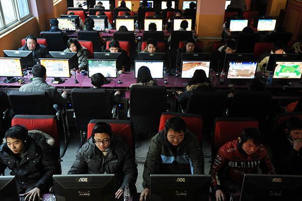 Китайская полиция раскрыла более 50 тысяч дел в сфере киберпреступности за год