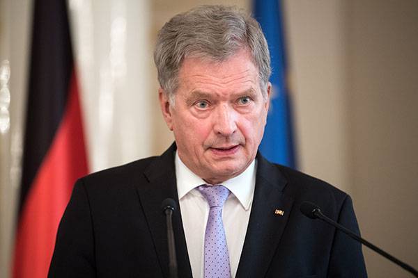 Президент Финляндии отправил в отставку правительство страны