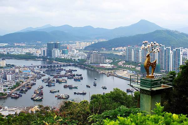 Китайские власти расширят доступ судов и туристов к острову Хайнань