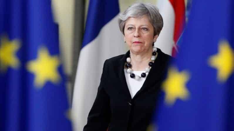 Несколько министров Великобритании могут подать в отставку из-за споров по Brexit
