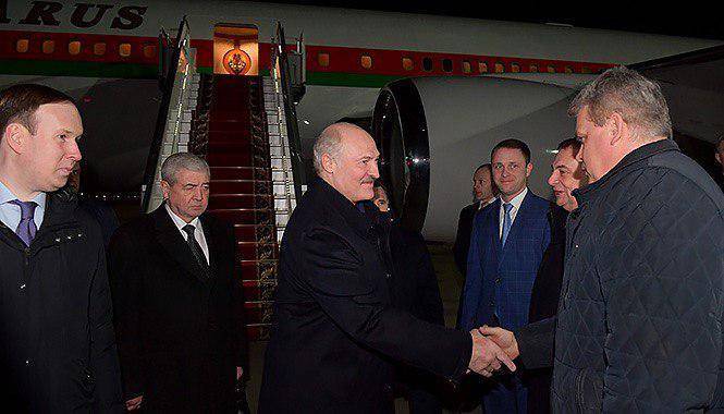 Лукашенко прилетел в Сочи торговаться за самостийность