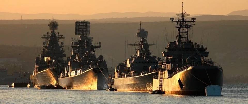 Российская армия готовится защитить Крым от посягательств НАТО и Украины