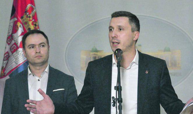 В рядах сербской оппозиции началась чистка – верхушка убирает несогласных с майданом