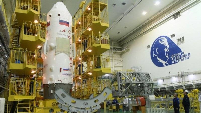 Роскосмос подтвердил, что НАСА собирается купить еще два места на «Союзах»