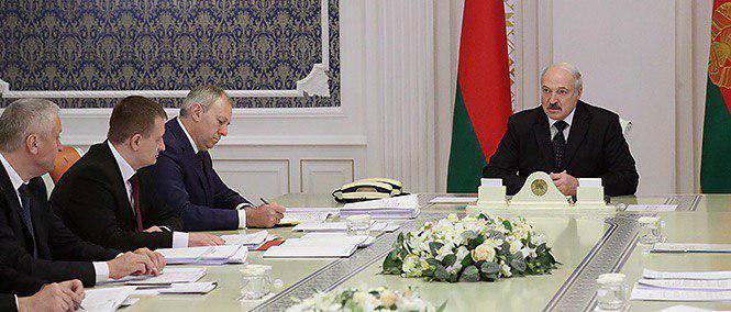 Лукашенко угрожает заблокировать «обнаглевшей России» поставки нефти в ЕС