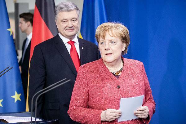 Меркель признала разногласия с Порошенко по «Северному потоку-2»