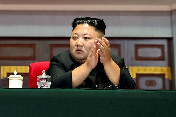 Путин поздравил Ким Чен Ына с переизбранием на пост главы Госсовета КНДР