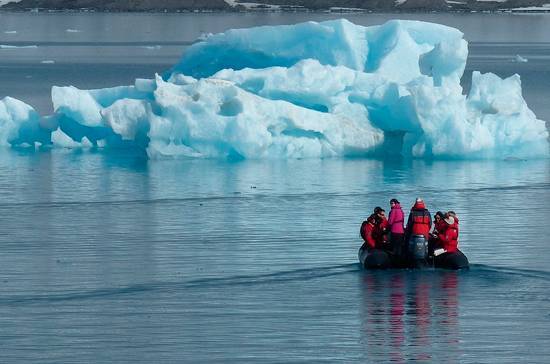 Трутнев назвал сроки подготовки стратегии развития Арктики до 2035 года