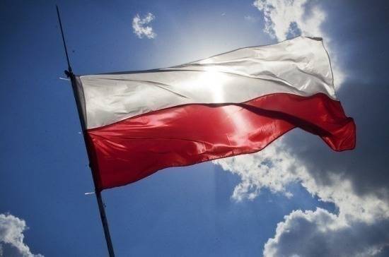 В Польше обвинили Австрию, Германию и Нидерланды в предательстве евросолидарности