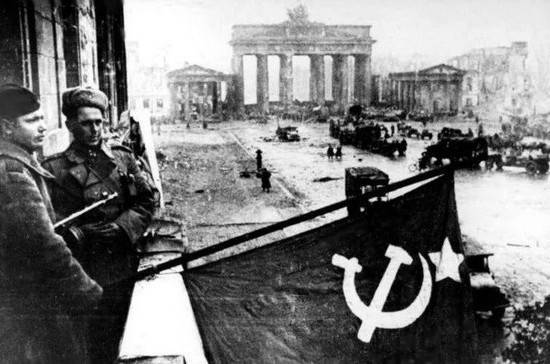 Сколько длилась Берлинская стратегическая наступательная операция советских войск