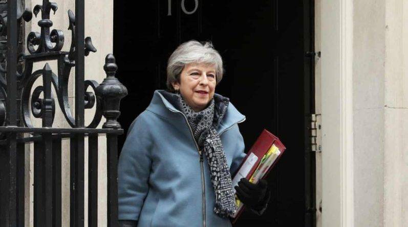 Тереза Мэй - Тереза Мэй отменила пасхальные каникулы для участников переговоров Brexit - theuk.one - Англия - Великобритания
