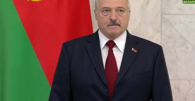 Лукашенко решил урезать срок депутатам