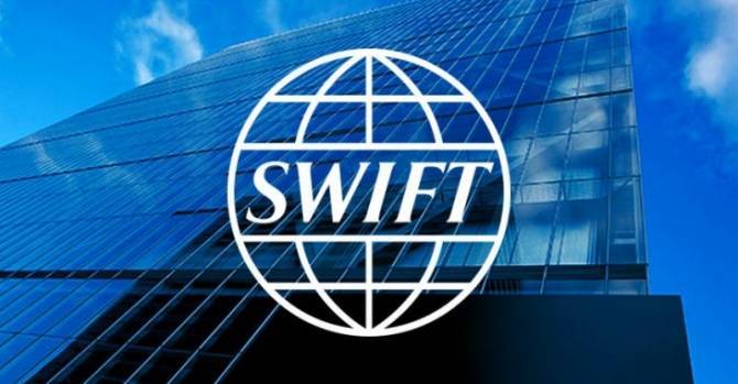 Отключение от SWIFT: Россия готовится к худшему