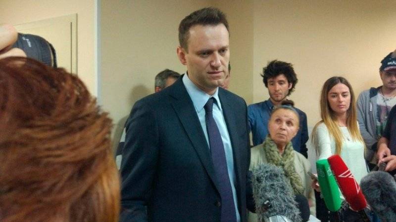 «Московский школьник» будет судиться с Навальным из-за фейка о питании детей