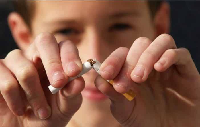 В Нью-Йорке готовы повысить минимальный возраст продажи сигарет по всему штату с 18 до 21