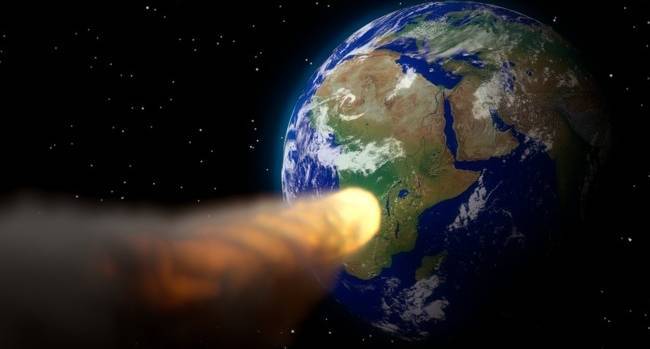 К Земле приблизился астероид огромных размеров
