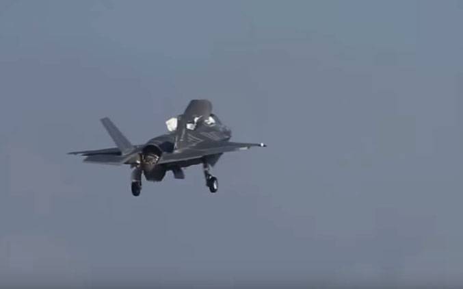 В Японии заявили о семи случаях экстренной посадки самолётов F-35