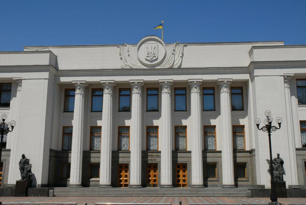 Штаб Зеленского раскрыл планы на первые законопроекты