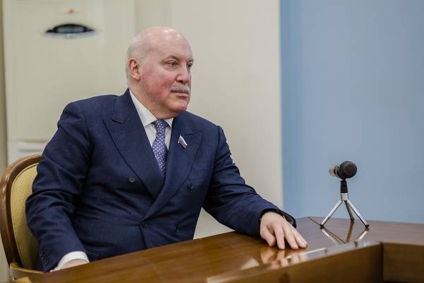 Представитель сенатора Мезенцева назвал слухами его возможное назначение послом в Белоруссии