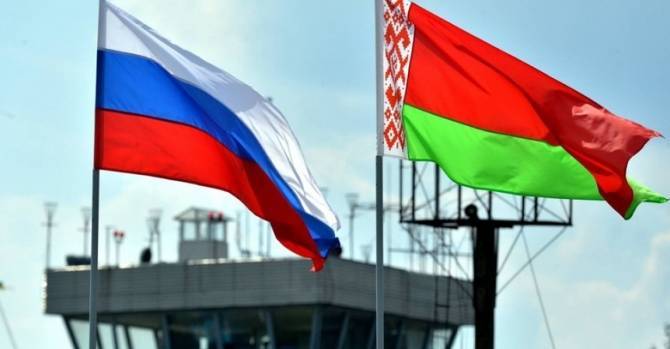 Как выжить белорусам без дешевой российской нефти и газа?