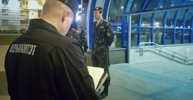 Задержан подозреваемый в "минировании" станции метро Уручье
