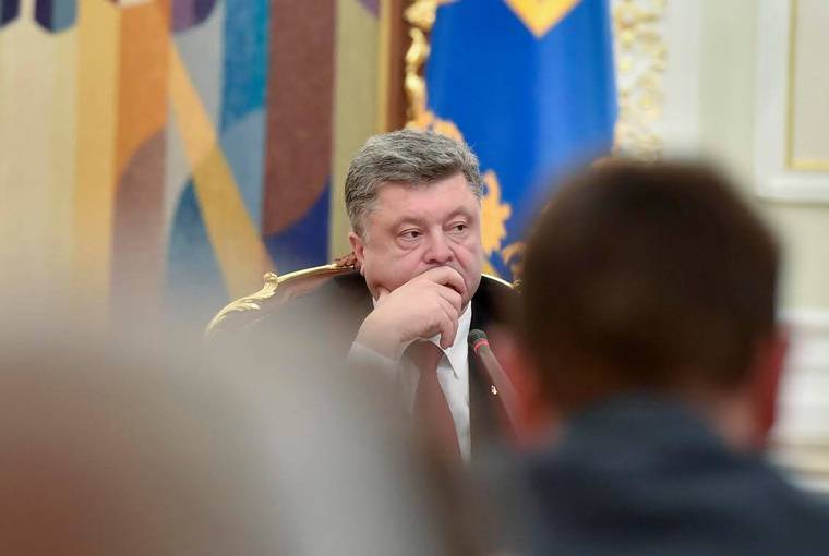 Опальный украинский олигарх может посадить Порошенко