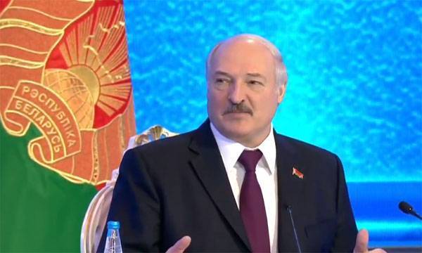 Сванидзе заявил, что Лукашенко предложено премьерство в объединённом государстве