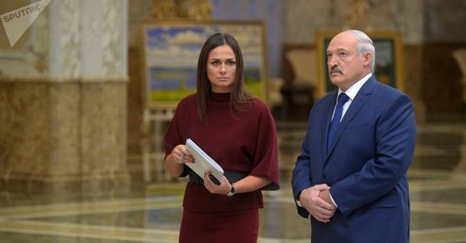 Пресс-секретарь Лукашенко: "Ничего плохого про предыдущего посла сказать не можем"