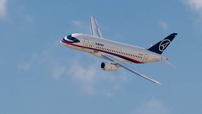 «Аэрофлот» увеличил число отмененных рейсов на SSJ-100