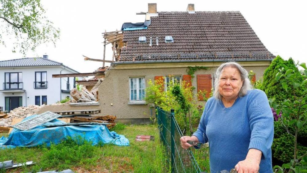 Берлинская пенсионерка вынуждена жить в руинах