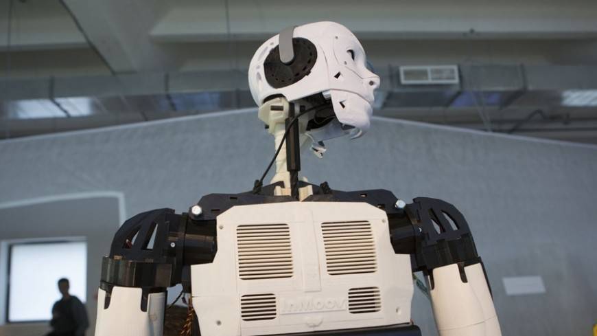 В Южной Корее разработают человекоподобных боевых роботов