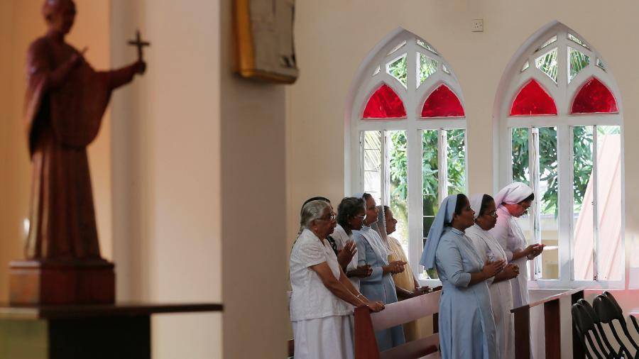 Католические храмы Коломбо возобновили воскресные мессы