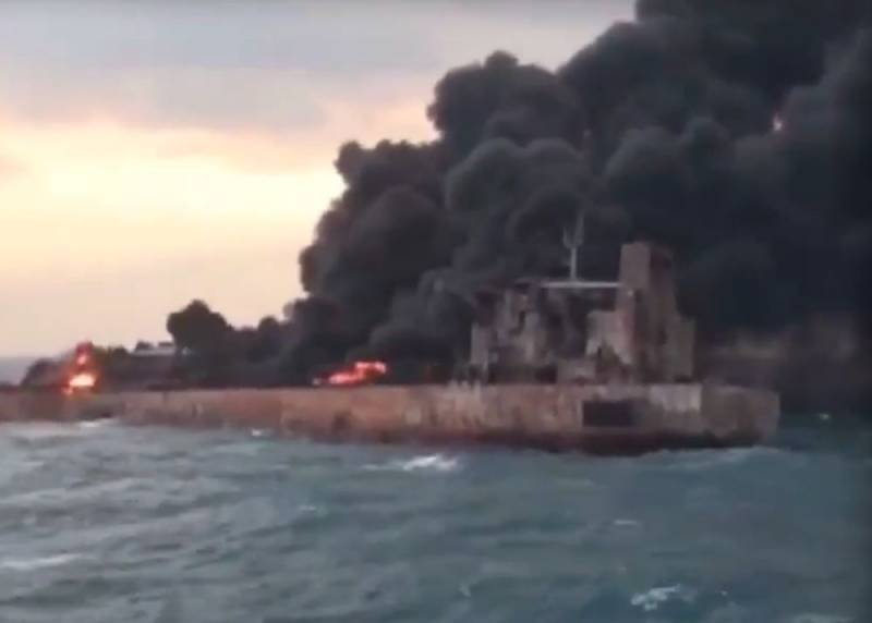 В порту ОАЭ взорвались нефтняные танкеры