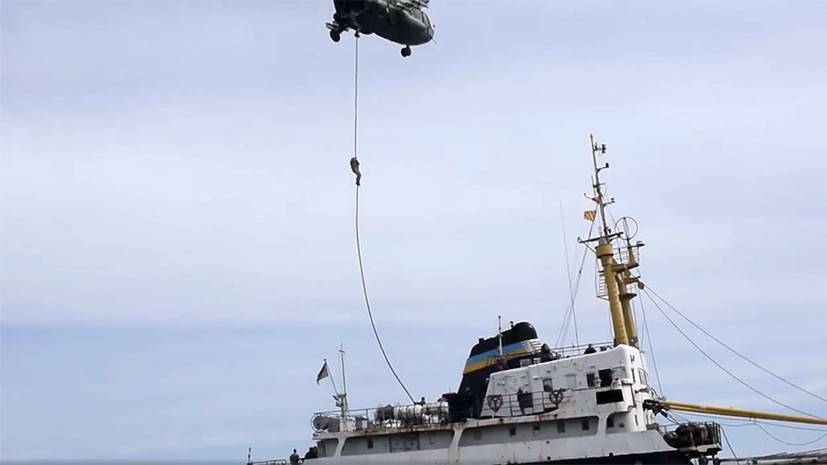 Абордаж «условного противника»: Украина провела учения по захвату кораблей в открытом море
