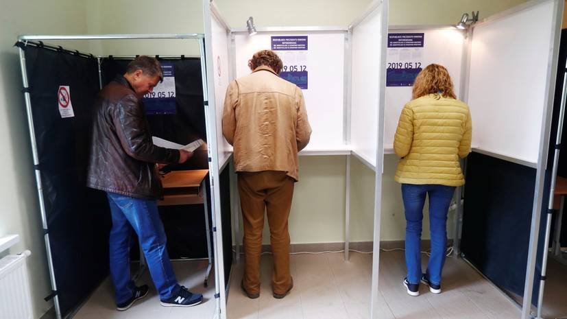В Литве завершилось голосование на выборах президента