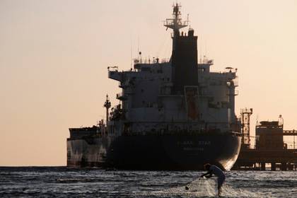 Саудовская Аравия сообщила о диверсии на нефтяных танкерах