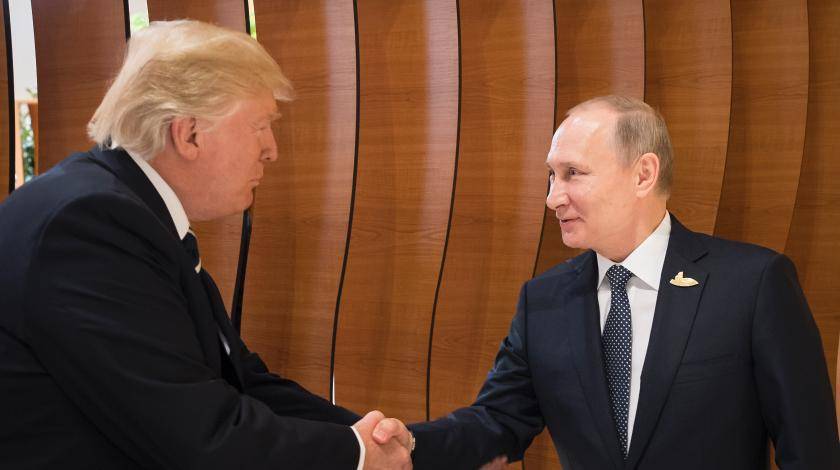 Трамп ищет встречи с Путиным
