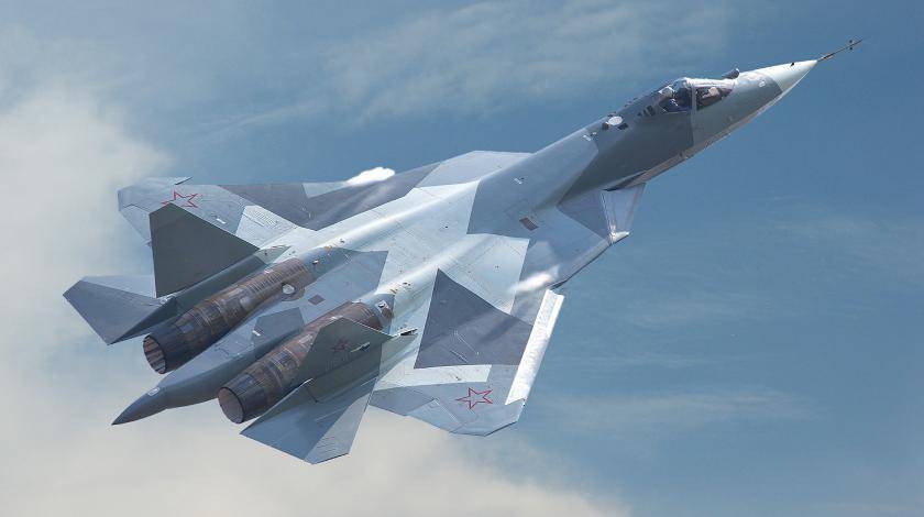 Шестерка Су-57 "прикрыла" самолет Путина