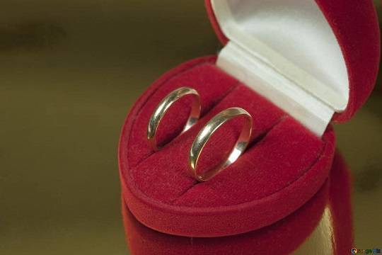 Суд уличил россиянку в заключении брака с покойником ради получения наследства