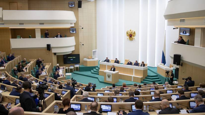 В Совфеде оценили новые торговые санкции Украины против России