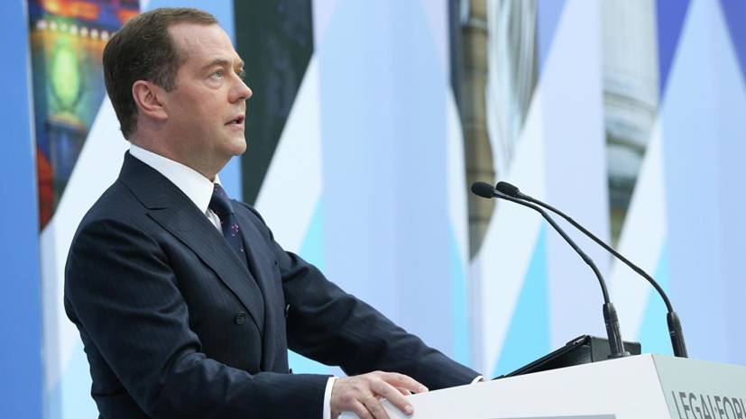 Медведев встретился с верховным комиссаром ООН по правам человека