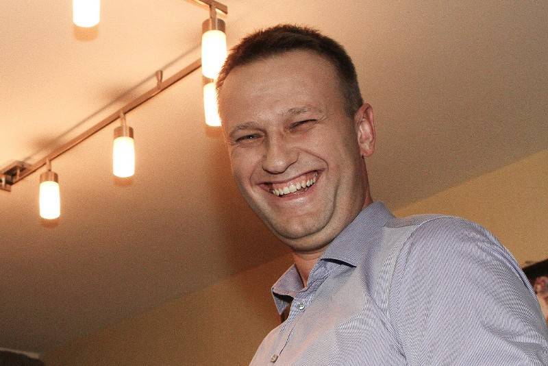 Меджлисовский пропагандист окончательно раскусил агента Кремля Навального | Политнавигатор