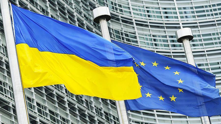 Два миллиона украинцев уедут летом в Европу на заработки